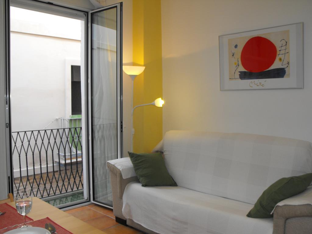Karmapartment Sevilla Exteriör bild