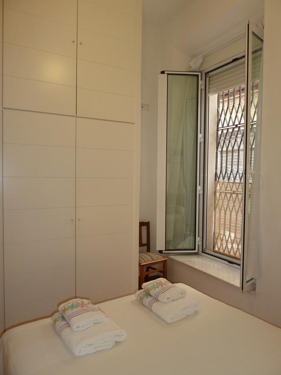 Karmapartment Sevilla Exteriör bild